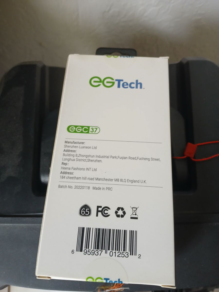 EG Tech stereo  Earbuds with mic in red 3